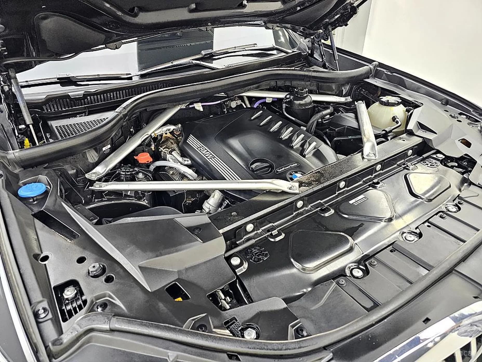 X5 (G05)