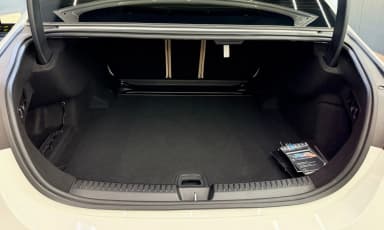 E-Class W214