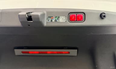E-Class W214