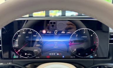 E-Class W214