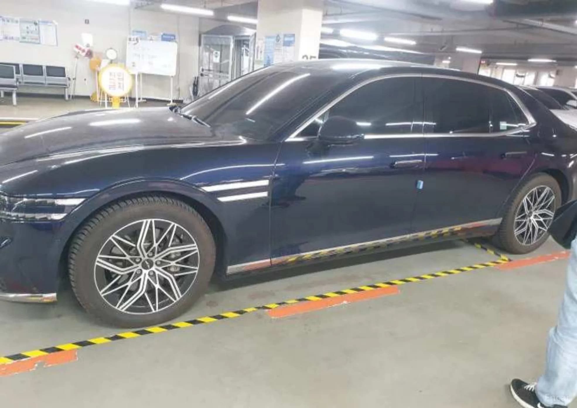 G90 (RS4)