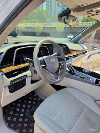 Escalade 5th Generation