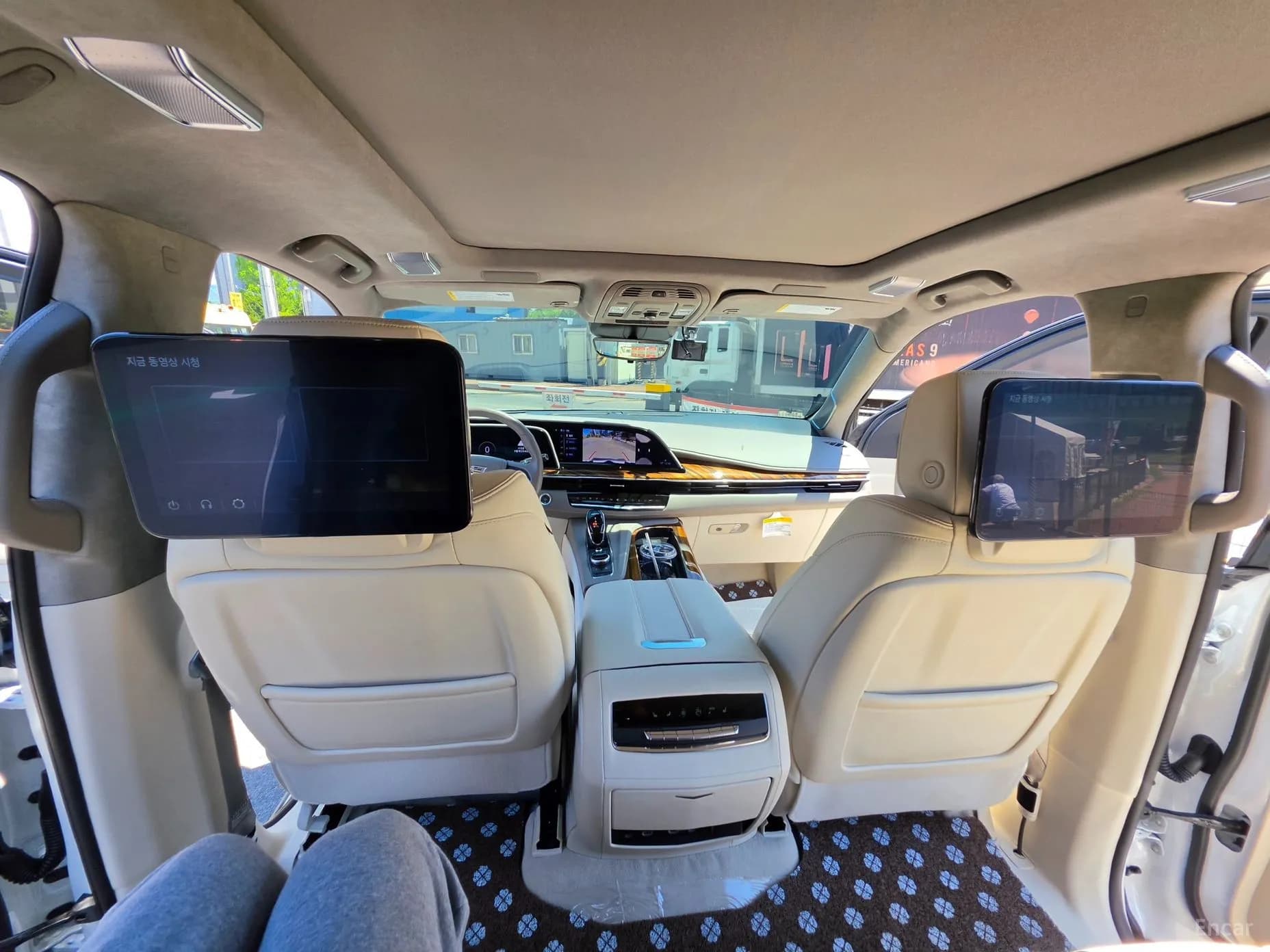 Escalade 5th Generation