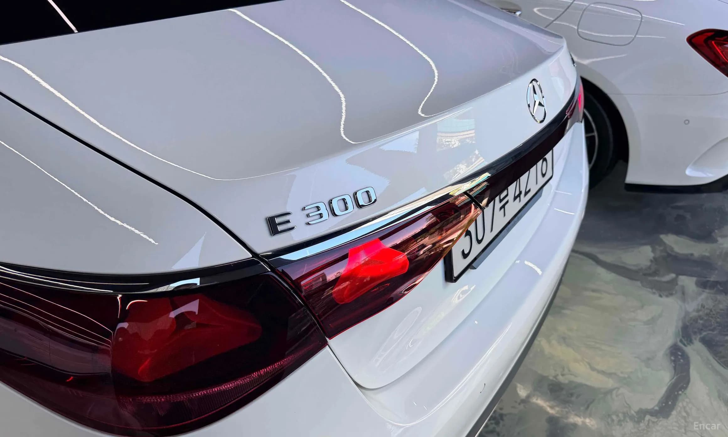 E-Class W214