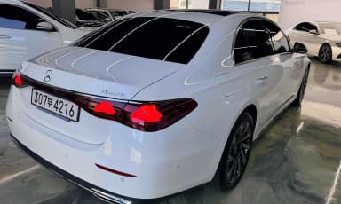 E-Class W214