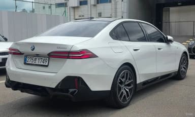 5 Series (G60)