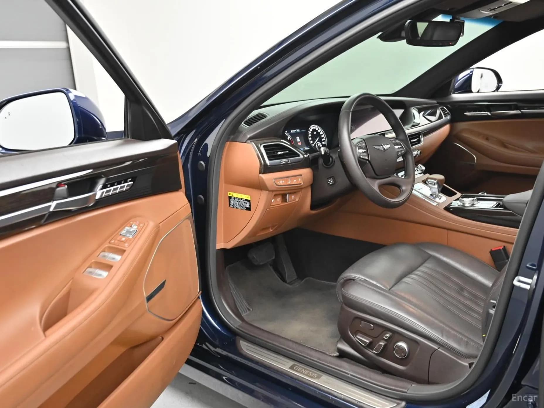 G90