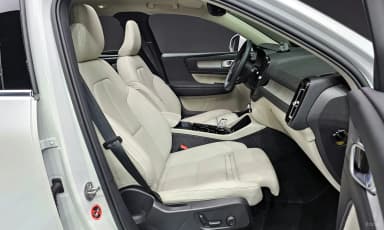 XC40