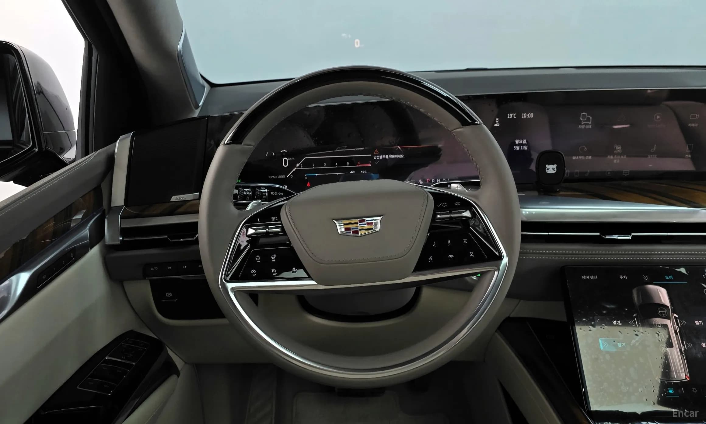 Escalade 5th Generation