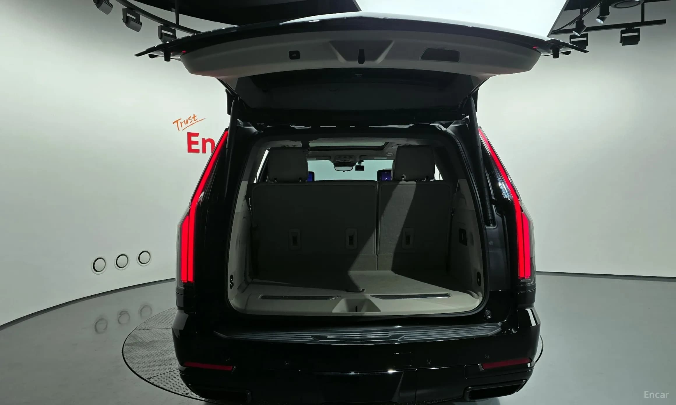 Escalade 5th Generation