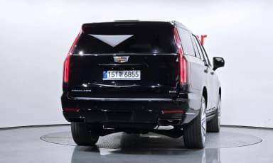 Escalade 5th Generation