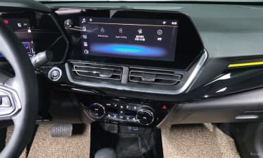Trax Crossover