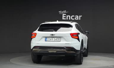 Trax Crossover