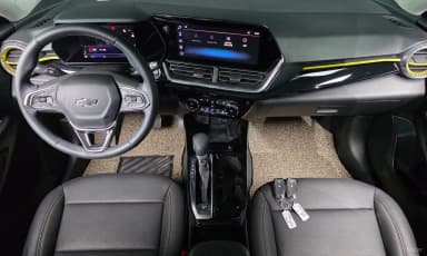 Trax Crossover