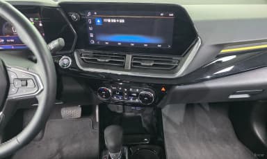 Trax Crossover