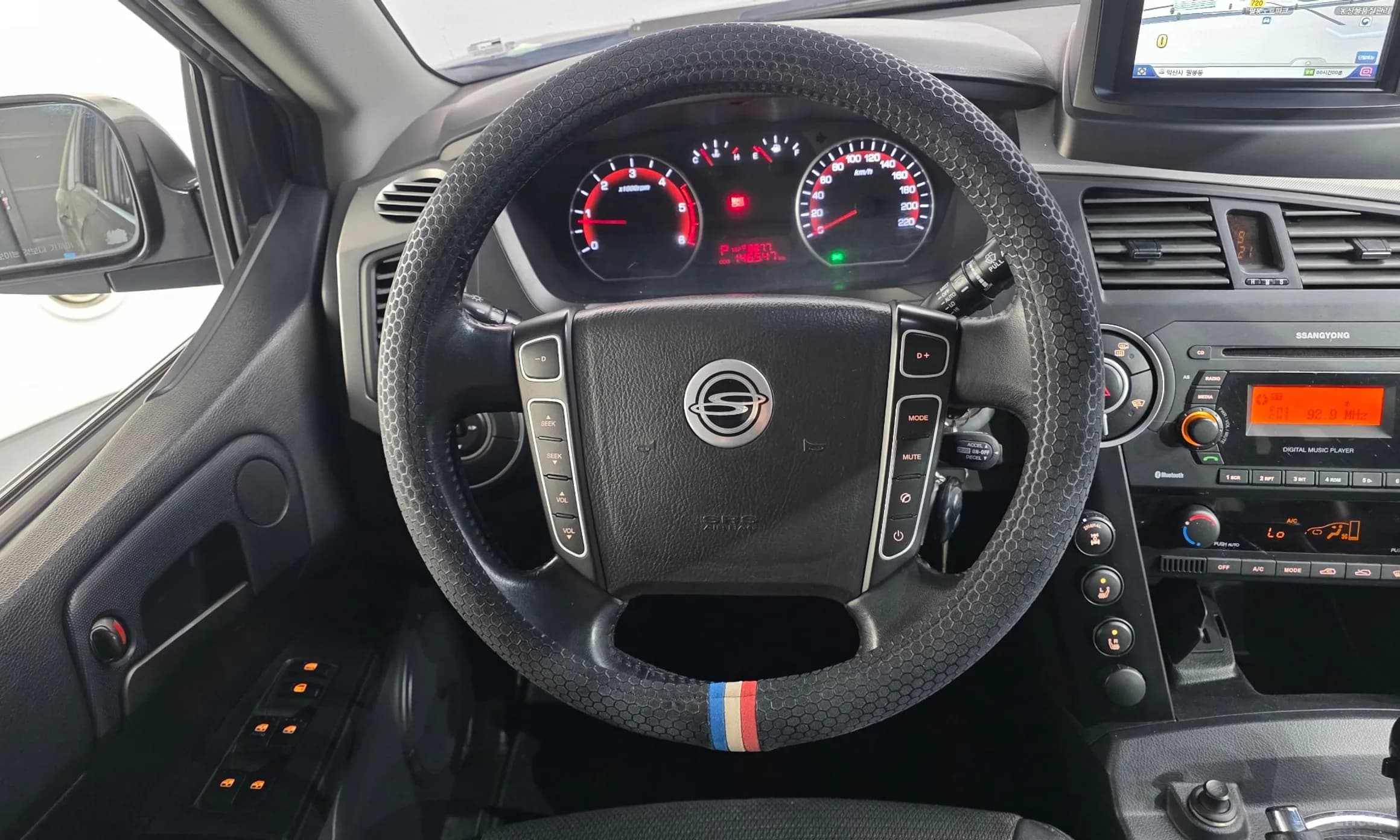 Korando Sports
