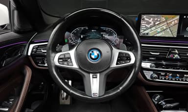 5 Series (G30)