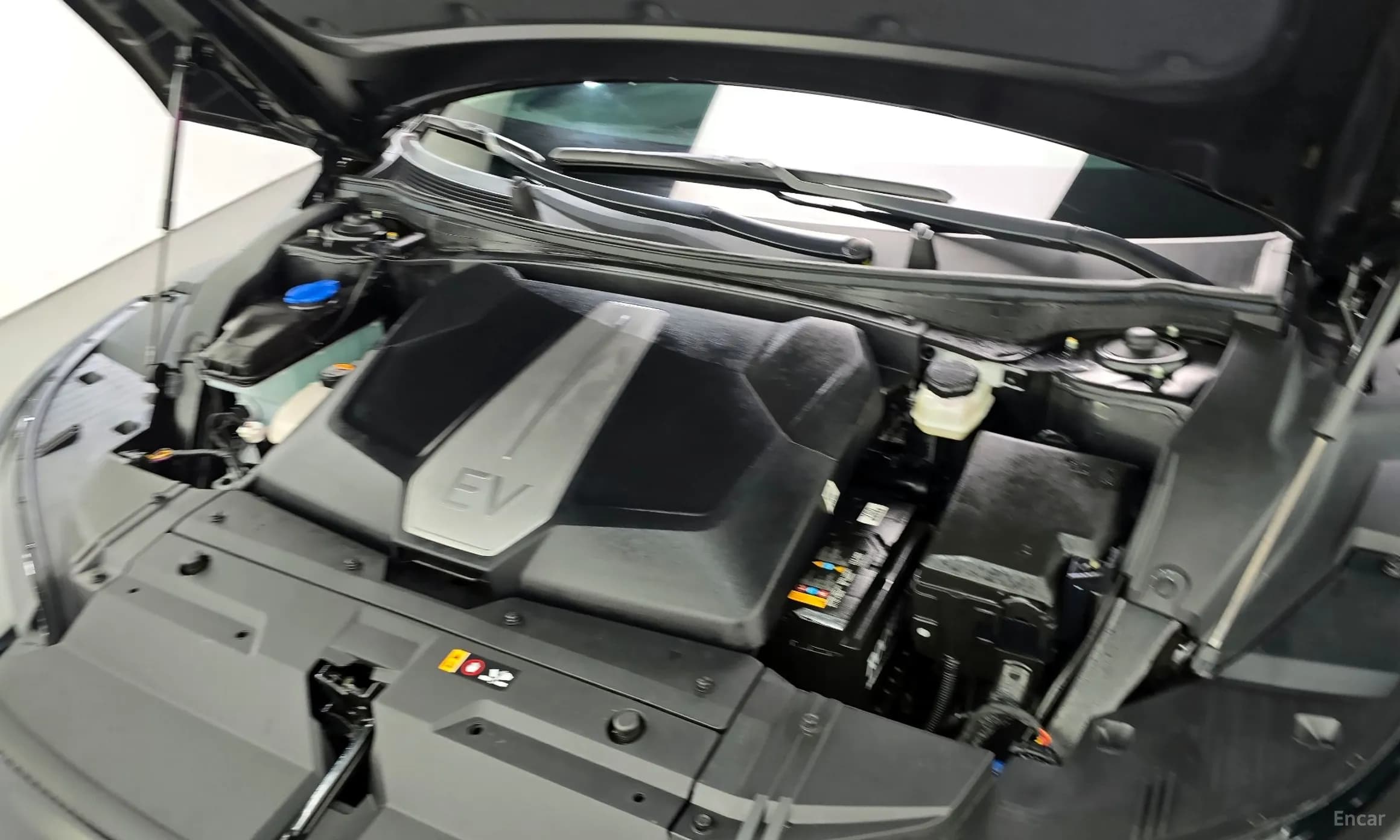 EV6