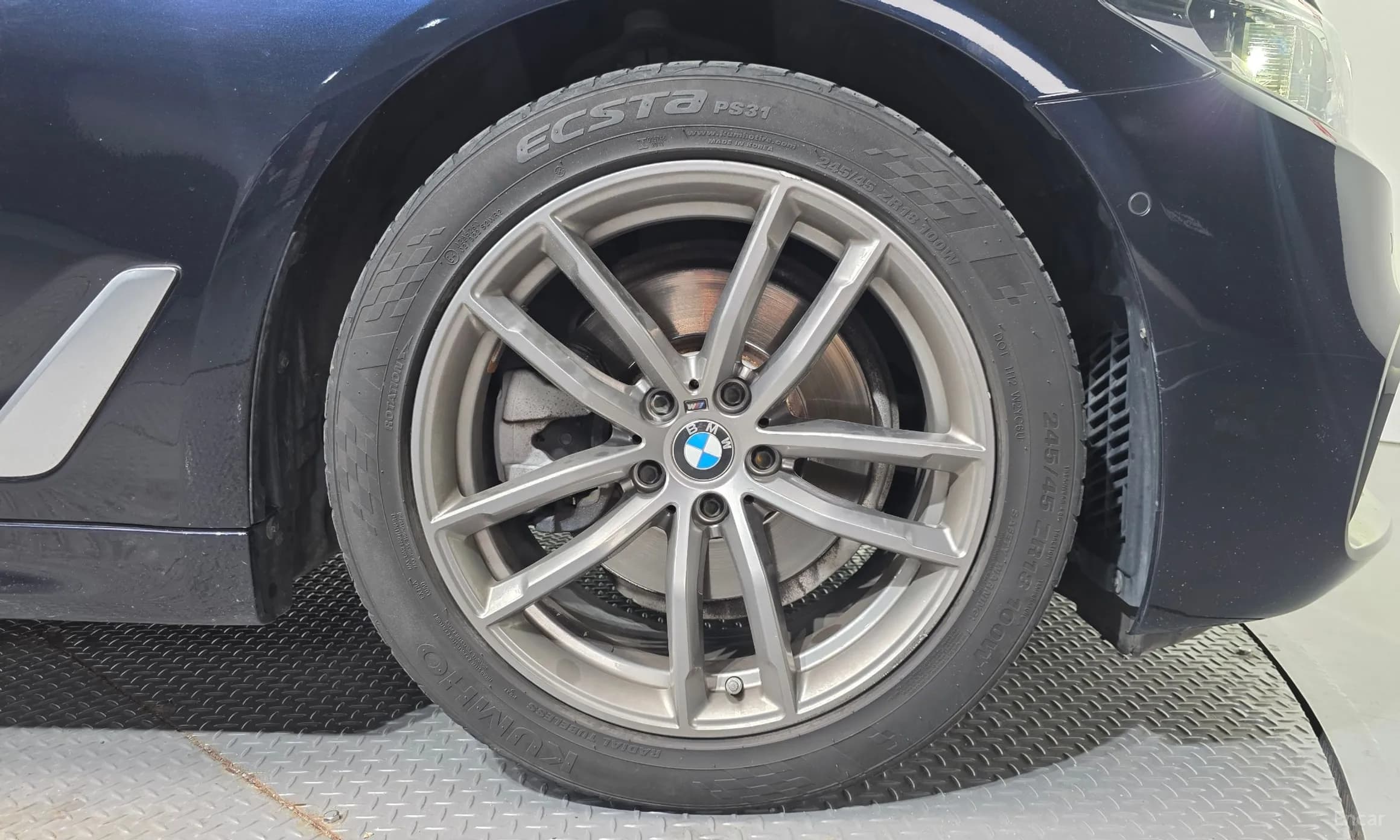 5 Series (G30)