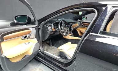 S90