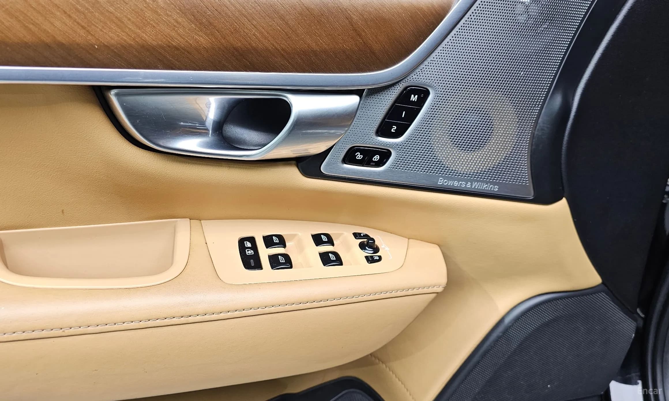 S90