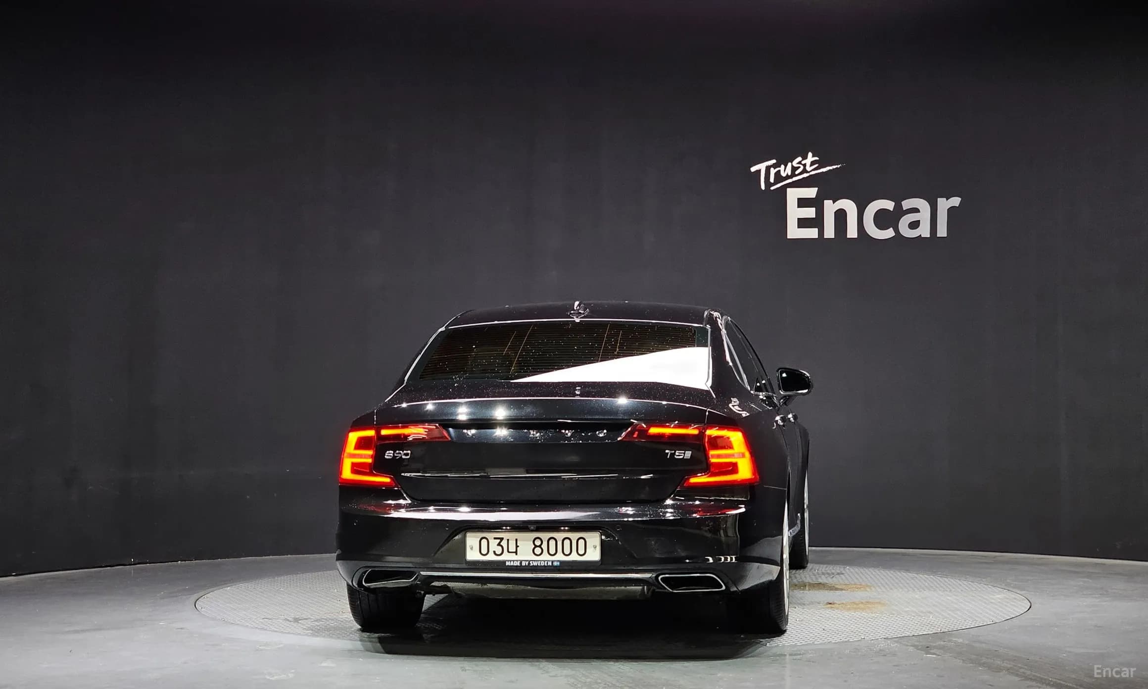 S90