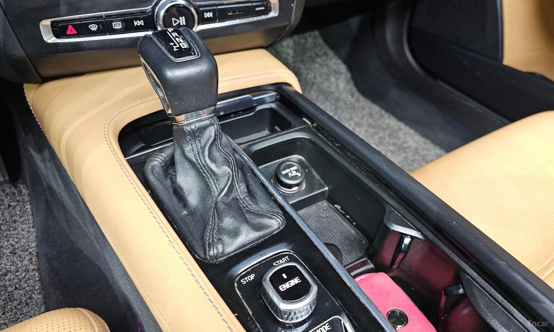 S90
