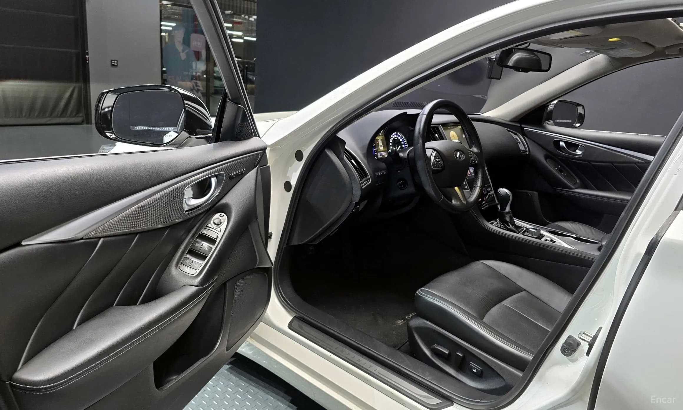 Q50