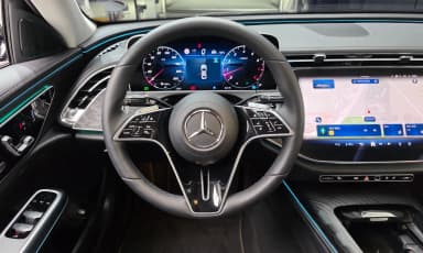 E-Class W214