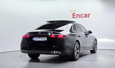 E-Class W214