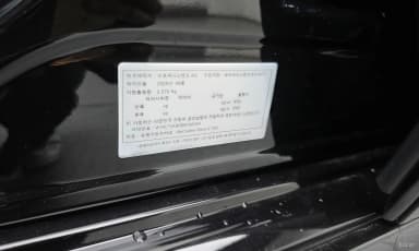 E-Class W214