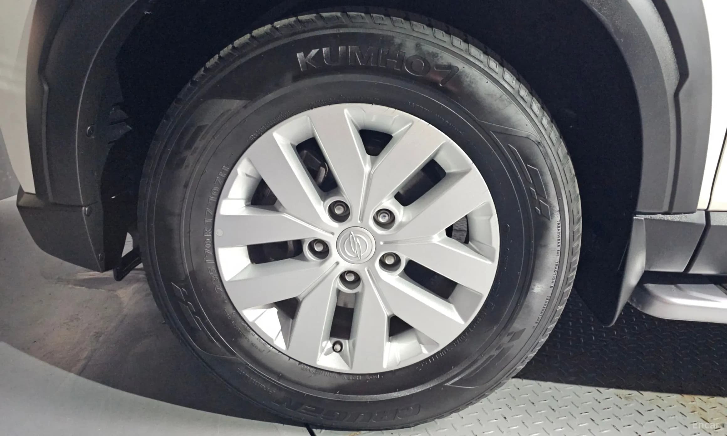 Rexton Sports Khan