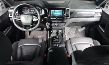 Rexton Sports Khan