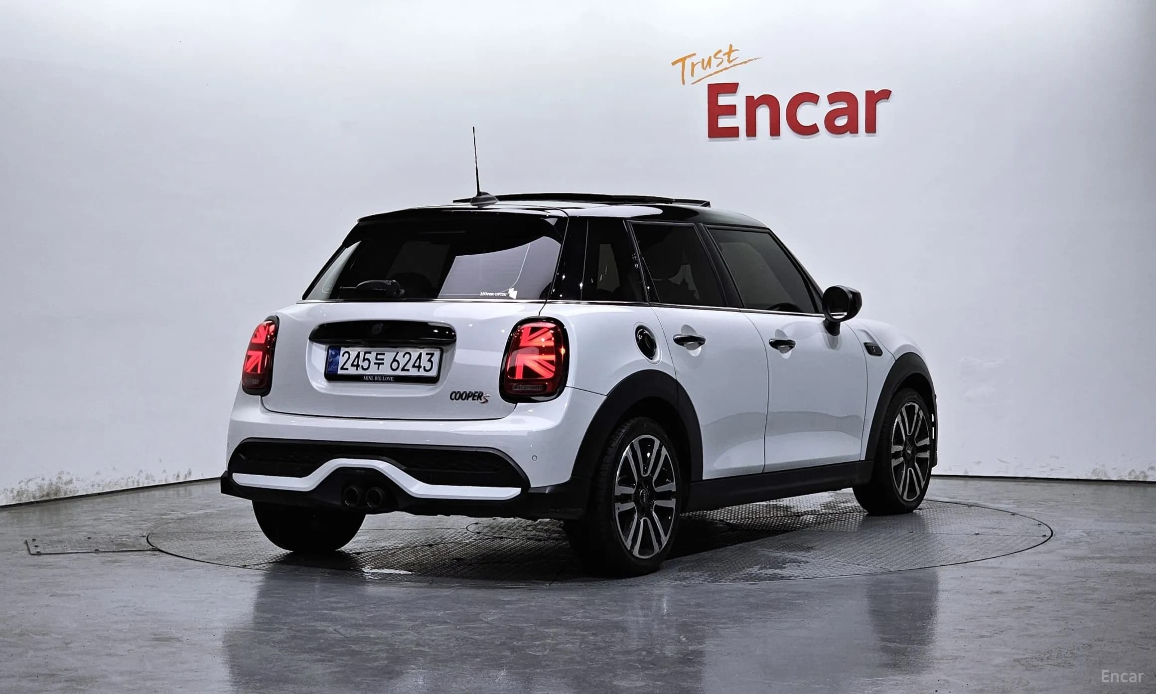 Cooper S