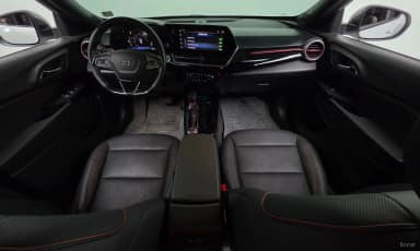 Trax Crossover