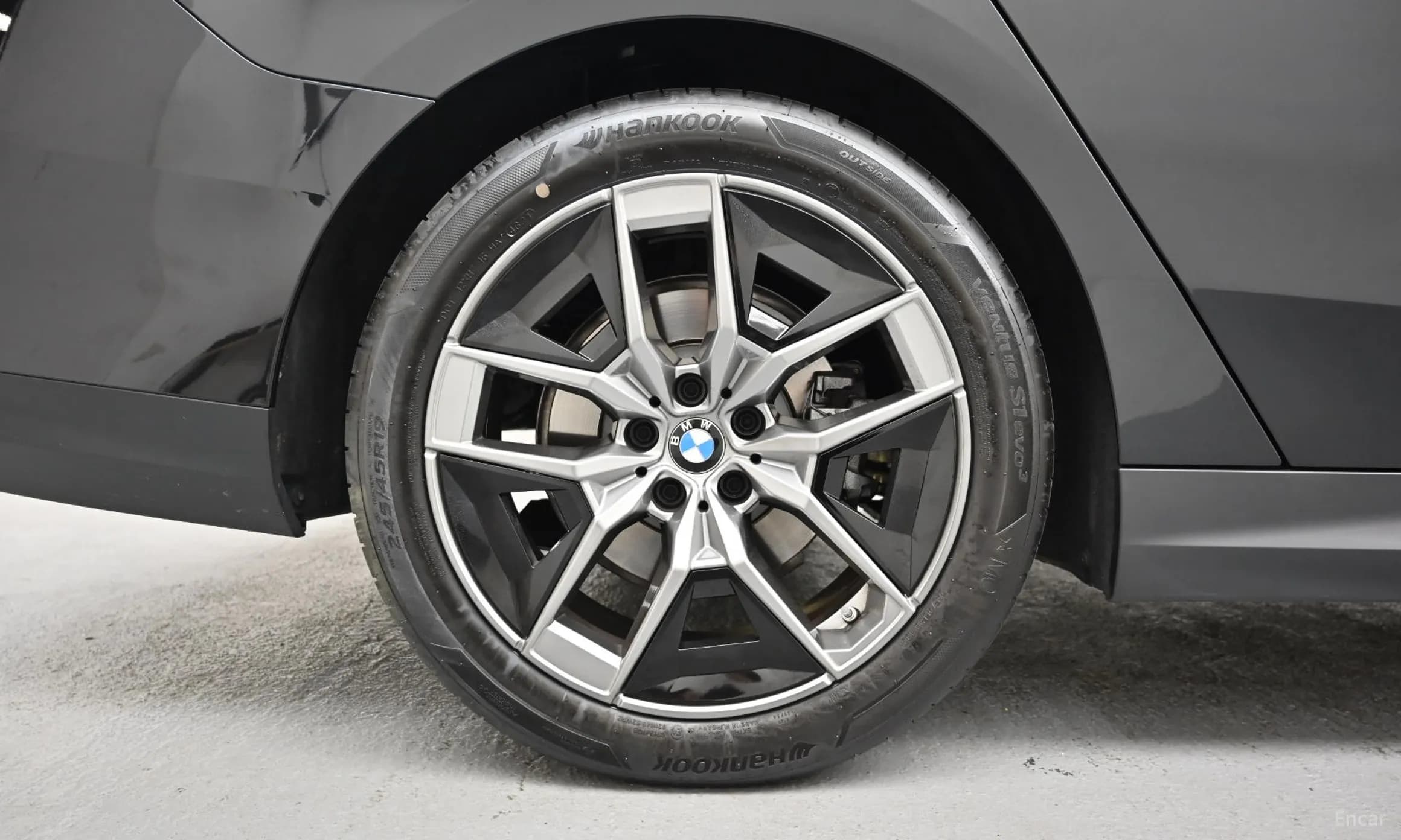 5 Series (G60)