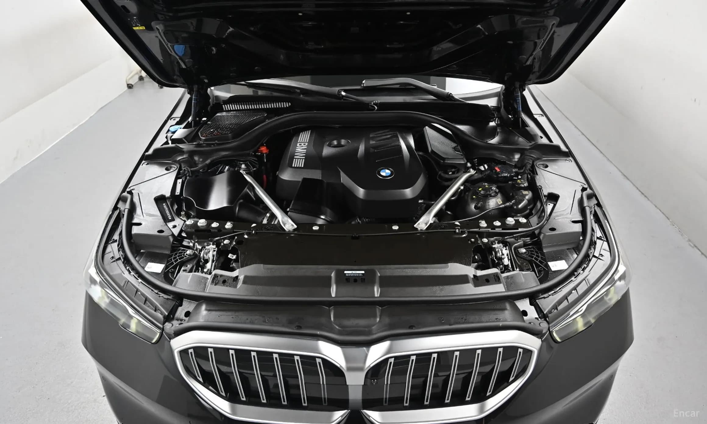 5 Series (G60)