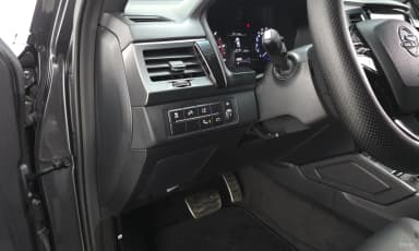 Rexton Sports Khan