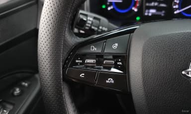 Rexton Sports Khan