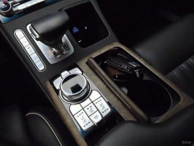 G90