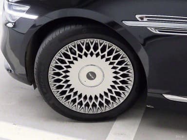 G90