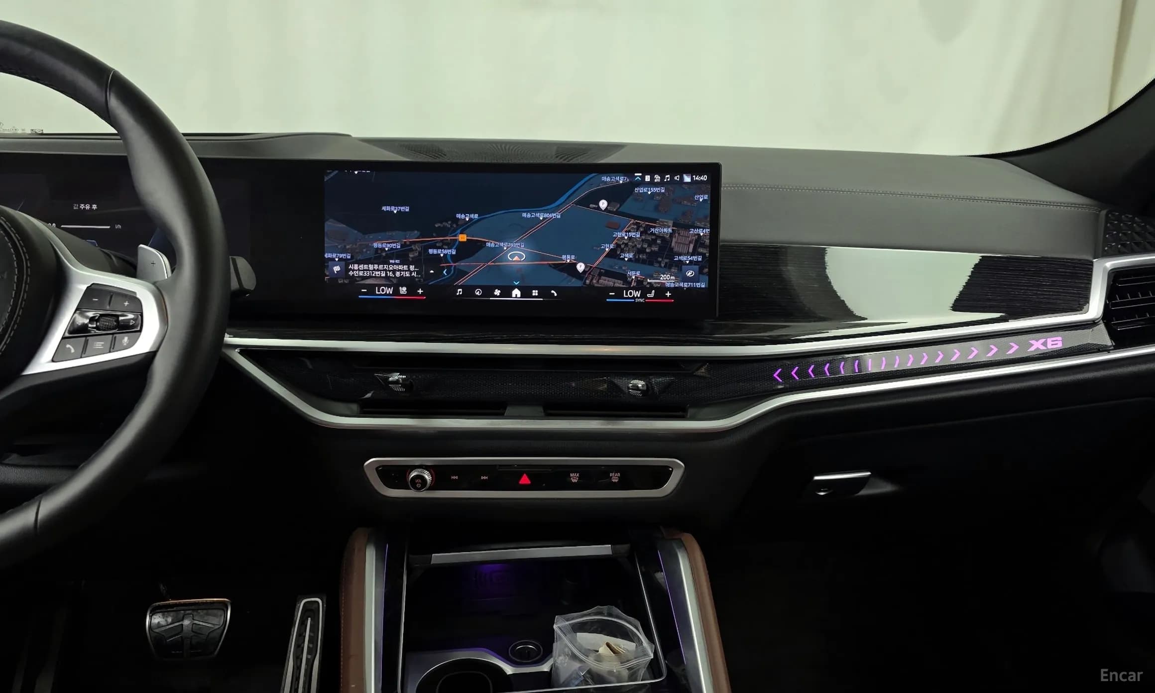 X6 (G06)