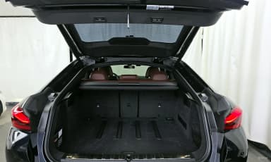 X6 (G06)