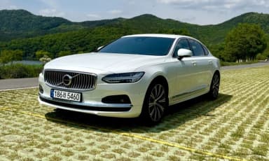 S90