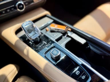 S90