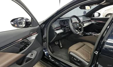 5 Series (G60)