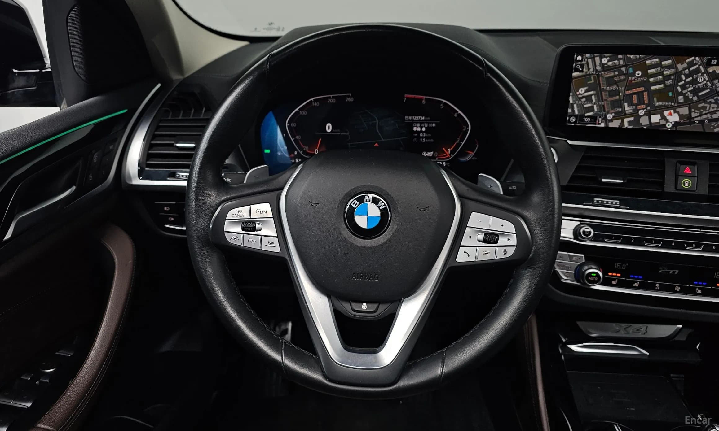 X4 (G02)