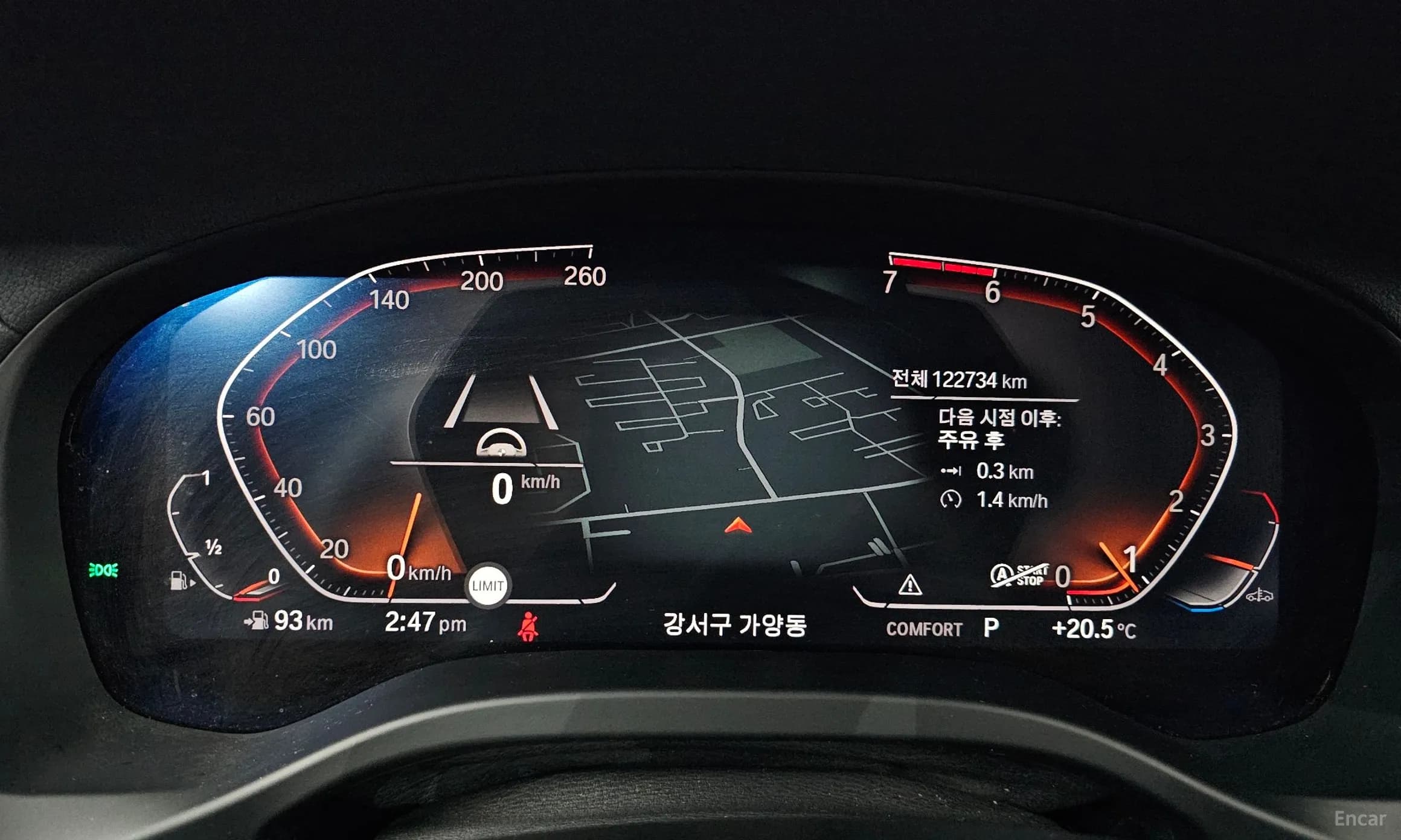 X4 (G02)