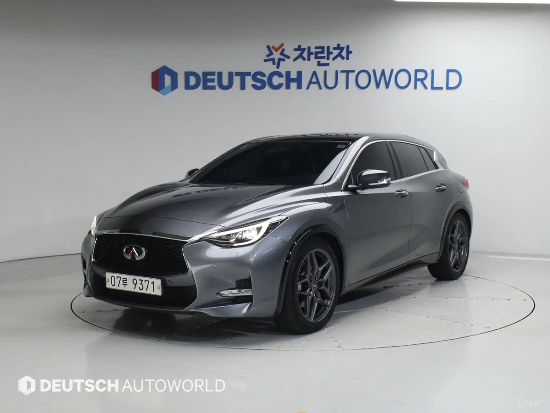 Q30