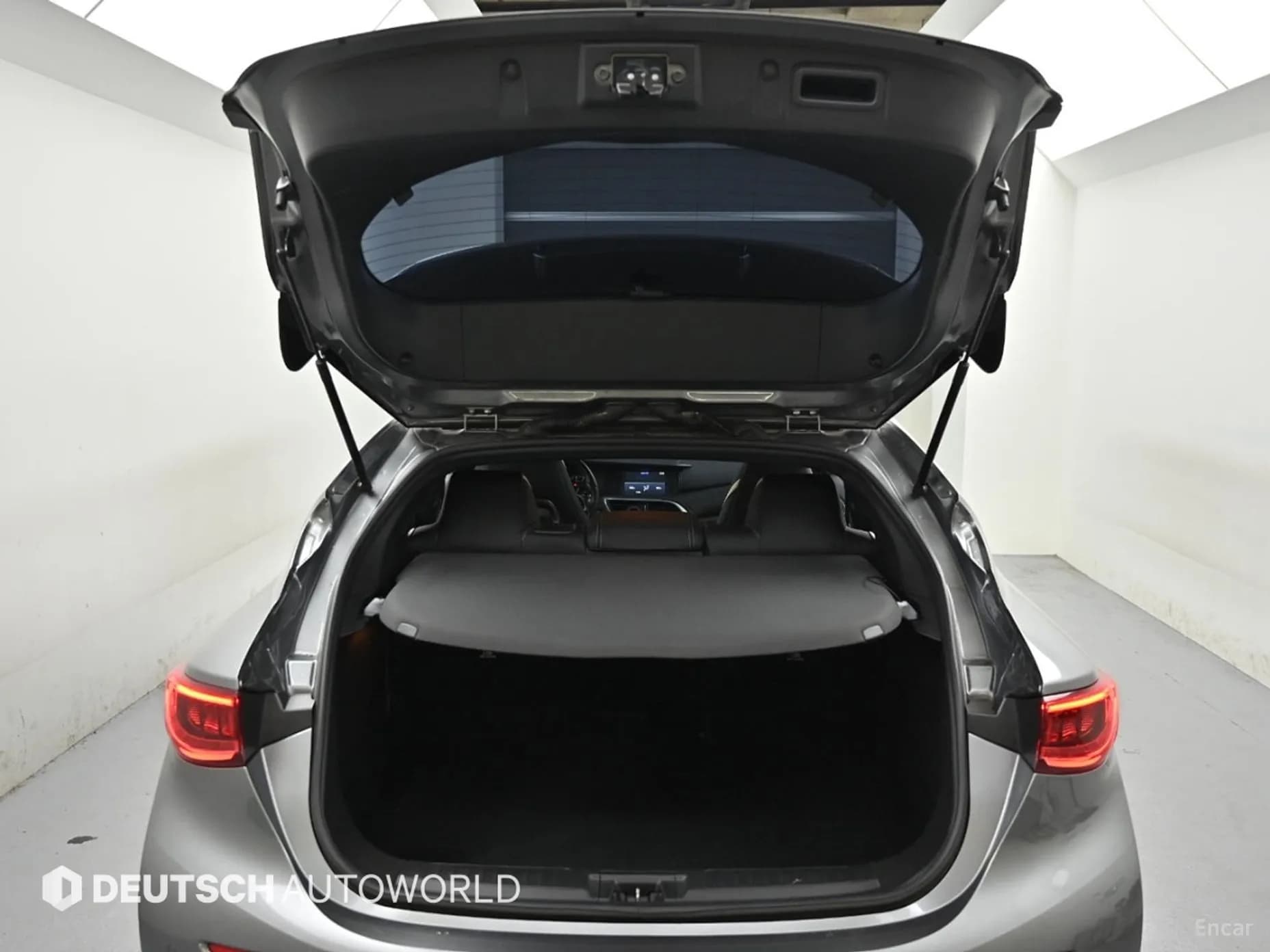 Q30